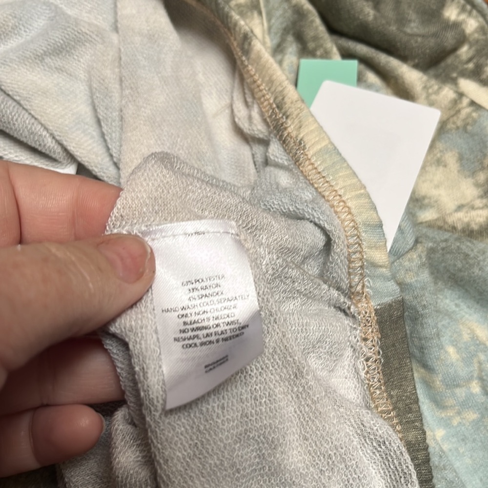 Abound Tie-Dye Quarter-Zip Pullover in Gray and Cream - Picture 6 of 8